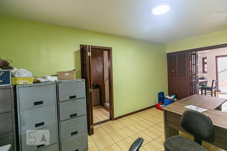 Sala 2 de casa à venda com 5 quartos, 280m² em Cristal, Porto Alegre