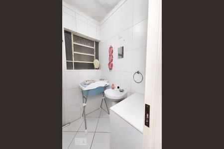 Apartamento à venda com 106m², 3 quartos e sem vaga Apartamento à venda com 106m², 3 quartos e sem vagaBanheiro