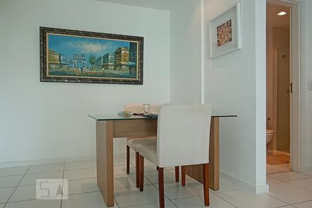 Sala/Quarto de apartamento para alugar com 1 quarto, 50m² em Jacarepaguá, Rio de Janeiro