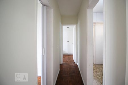 Corredor de apartamento para alugar com 2 quartos, 44m² em Vila Uberabinha, São Paulo