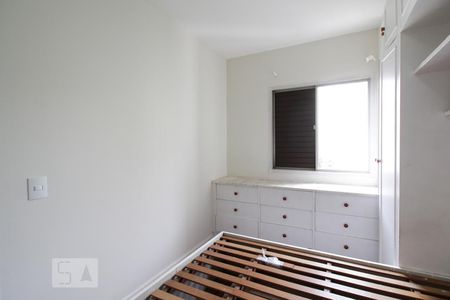 Quarto 2 de apartamento para alugar com 2 quartos, 44m² em Vila Uberabinha, São Paulo