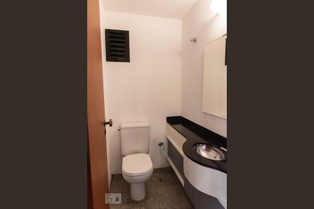 Lavabo de apartamento para alugar com 4 quartos, 135m² em Vila Mariana, São Paulo