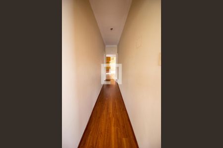 Corredor de casa para alugar com 3 quartos, 160m² em Vila Anglo Brasileira, São Paulo