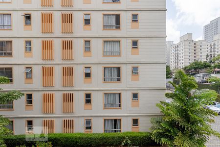 Vista da Sala  de apartamento à venda com 2 quartos, 67m² em Jardim Santa Emilia, São Paulo
