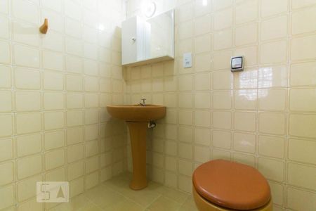 Banheiro  de apartamento à venda com 1 quarto, 31m² em Liberdade, São Paulo