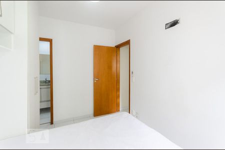 Suíte de apartamento para alugar com 2 quartos, 59m² em Vila Matias, Santos