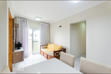 Sala de apartamento para alugar com 2 quartos, 59m² em Vila Matias, Santos