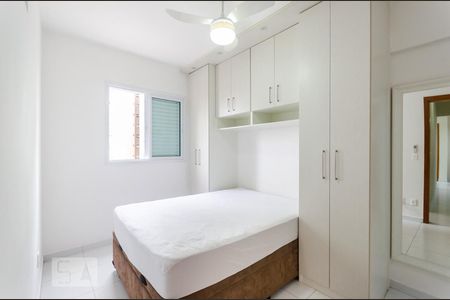 Suíte de apartamento para alugar com 2 quartos, 59m² em Vila Matias, Santos