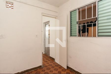 Quarto 2 de casa para alugar com 2 quartos, 60m² em Parque Peruche, São Paulo