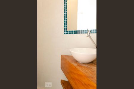 Lavabo de apartamento à venda com 2 quartos, 70m² em Laranjeiras, Rio de Janeiro