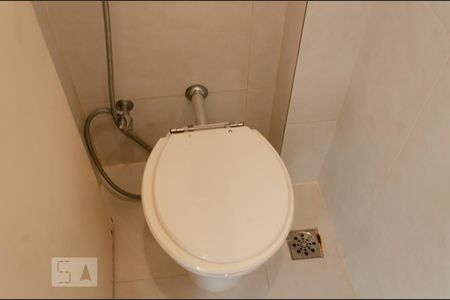 Lavabo de apartamento à venda com 2 quartos, 70m² em Laranjeiras, Rio de Janeiro