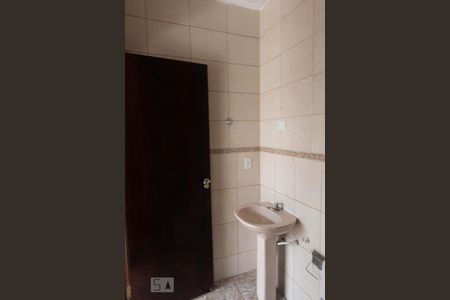 Banheiro de casa para alugar com 1 quarto, 43m² em Jardim do Engenho, Cotia