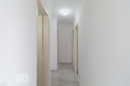 Corredor de apartamento para alugar com 3 quartos, 69m² em Vila Zelina, São Paulo
