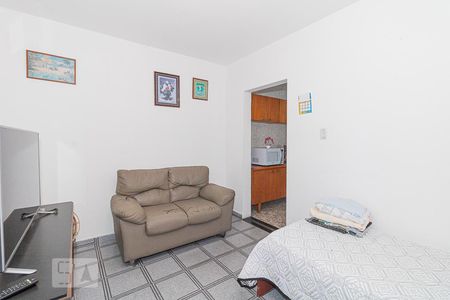 Sala de casa para alugar com 1 quarto, 40m² em Parque Edu Chaves, São Paulo