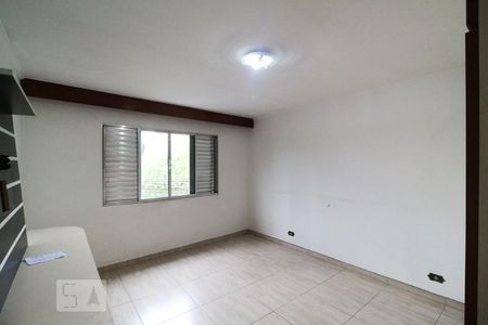 Quarto 1 de casa para alugar com 3 quartos, 120m² em Cambuci, São Paulo