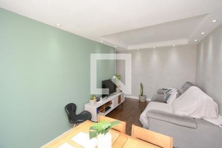 Sala de apartamento para alugar com 2 quartos, 55m² em Jardim das Flores, São Paulo