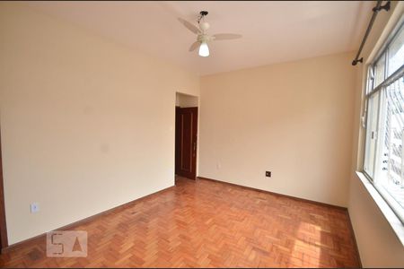 Sala de apartamento para alugar com 2 quartos, 90m² em Ingá, Niterói