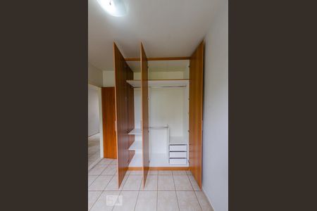 Quarto 1 de apartamento para alugar com 2 quartos, 60m² em Caiçaras, Belo Horizonte