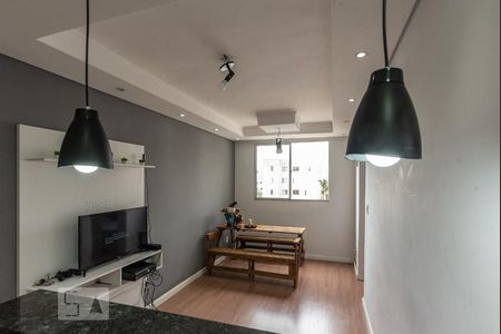 Sala de apartamento para alugar com 2 quartos, 47m² em Loteamento Parque São Martinho, Campinas