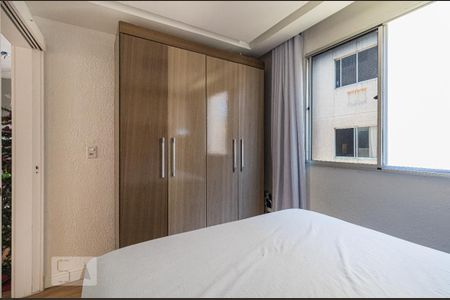Quarto 1 de apartamento à venda com 2 quartos, 42m² em Sarandi, Porto Alegre