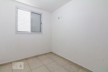 Quarto 1 de apartamento à venda com 2 quartos, 50m² em Vila Carmosina, São Paulo