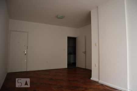 Sala de apartamento para alugar com 2 quartos, 95m² em Centro, Florianópolis