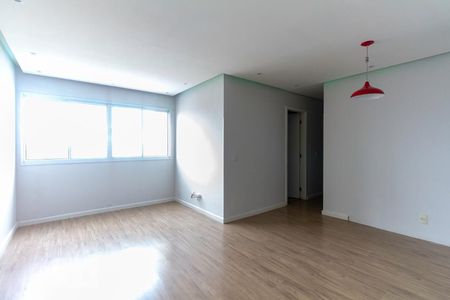 Sala de apartamento à venda com 3 quartos, 60m² em Jardim Santa Emília, São Paulo