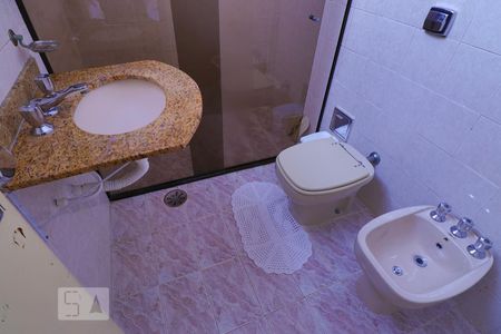 Banheiro da Suíte de casa à venda com 2 quartos, 300m² em Santa Paula, São Caetano do Sul