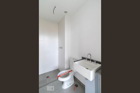 Banheiro de kitnet/studio à venda com 1 quarto, 25m² em Sumarezinho, São Paulo