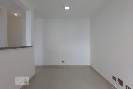 Sala de apartamento para alugar com 2 quartos, 50m² em Jardim Ampliacao, São Paulo