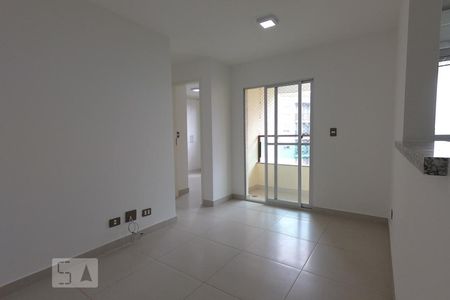 Sala de apartamento para alugar com 2 quartos, 50m² em Jardim Ampliacao, São Paulo