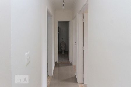 Corredor de apartamento para alugar com 2 quartos, 58m² em Vila Ivone, São Paulo