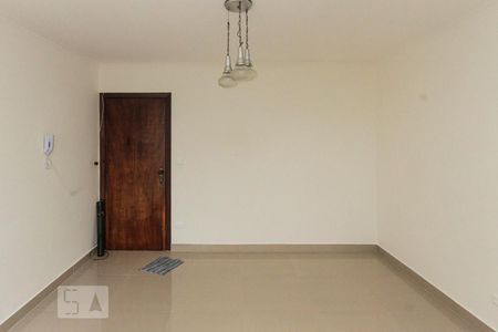 Sala de apartamento para alugar com 2 quartos, 58m² em Vila Ivone, São Paulo