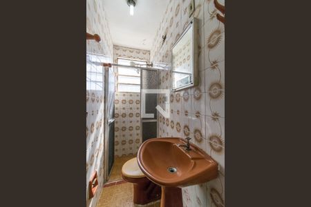 Banheiro de apartamento para alugar com 1 quarto, 45m² em Braz de Pina, Rio de Janeiro