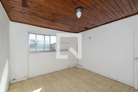 Quarto 2 (2º andar) de apartamento para alugar com 2 quartos, 70m² em Braz de Pina, Rio de Janeiro