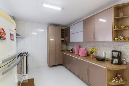 Cozinha de casa de condomínio para alugar com 3 quartos, 128m² em Taquara, Rio de Janeiro