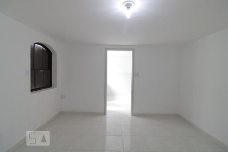 Quarto de casa para alugar com 1 quarto, 40m² em Penha de França, São Paulo