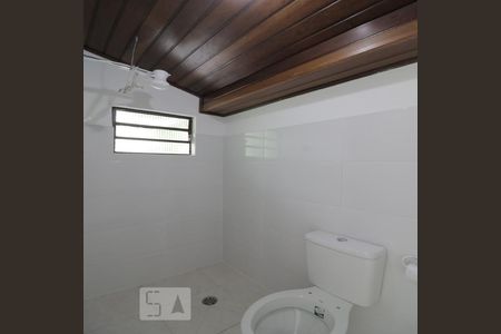 Banheiro de casa para alugar com 1 quarto, 40m² em Penha de França, São Paulo