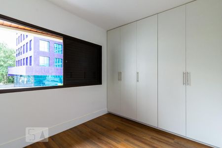 Quarto de apartamento para alugar com 1 quarto, 50m² em Indianópolis, São Paulo