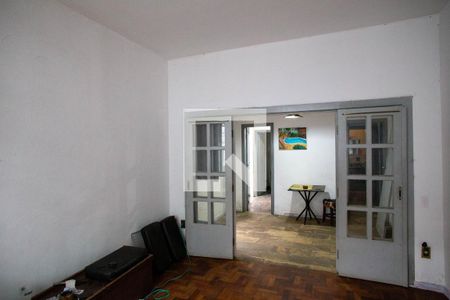 Sala de casa para alugar com 4 quartos, 220m² em Santa Efigênia, Belo Horizonte