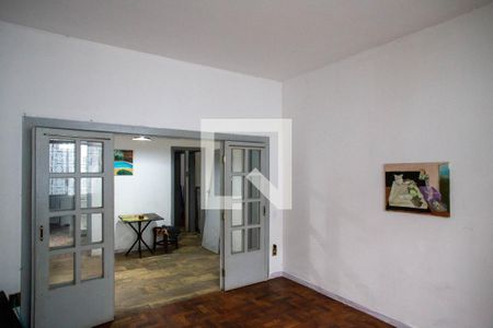 Sala de casa para alugar com 4 quartos, 220m² em Santa Efigênia, Belo Horizonte