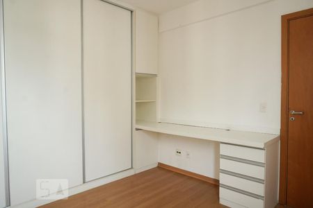 Quarto 1 de apartamento para alugar com 3 quartos, 85m² em Castelo, Belo Horizonte