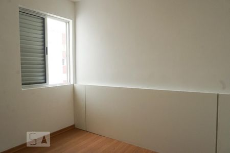 Quarto 1 de apartamento para alugar com 3 quartos, 85m² em Castelo, Belo Horizonte