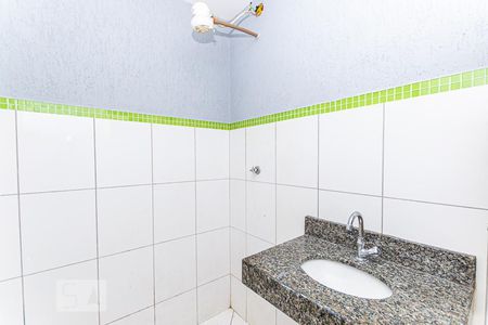 Banheiro de apartamento à venda com 1 quarto, 48m² em Centro, Niterói