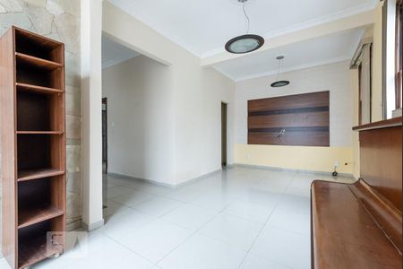 Sala de Estar de casa à venda com 3 quartos, 250m² em Cachambi, Rio de Janeiro