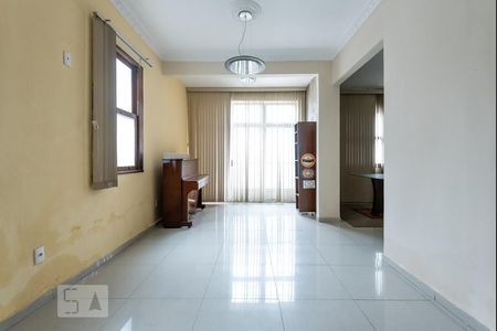 Sala de Estar de casa à venda com 3 quartos, 250m² em Cachambi, Rio de Janeiro