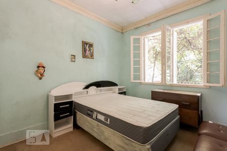 Quarto 1 de casa à venda com 3 quartos, 200m² em Floresta, Porto Alegre