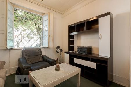 Sala 1 de casa à venda com 3 quartos, 200m² em Floresta, Porto Alegre