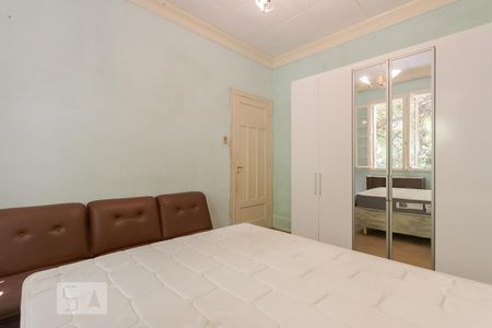 Quarto 1 de casa para alugar com 3 quartos, 200m² em Floresta, Porto Alegre