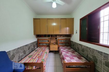 Quarto de casa para alugar com 2 quartos, 158m² em Jardim Melvi, Praia Grande